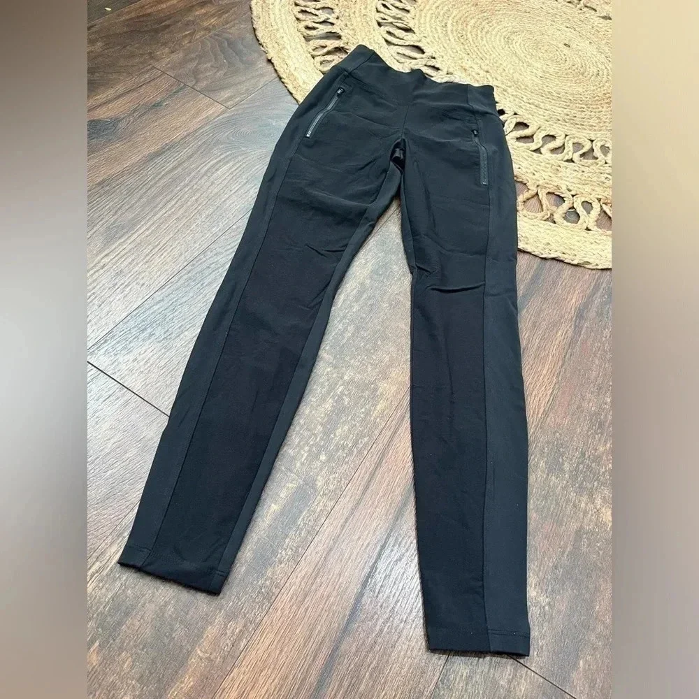 Athleta Stellar Tight size 0 Black